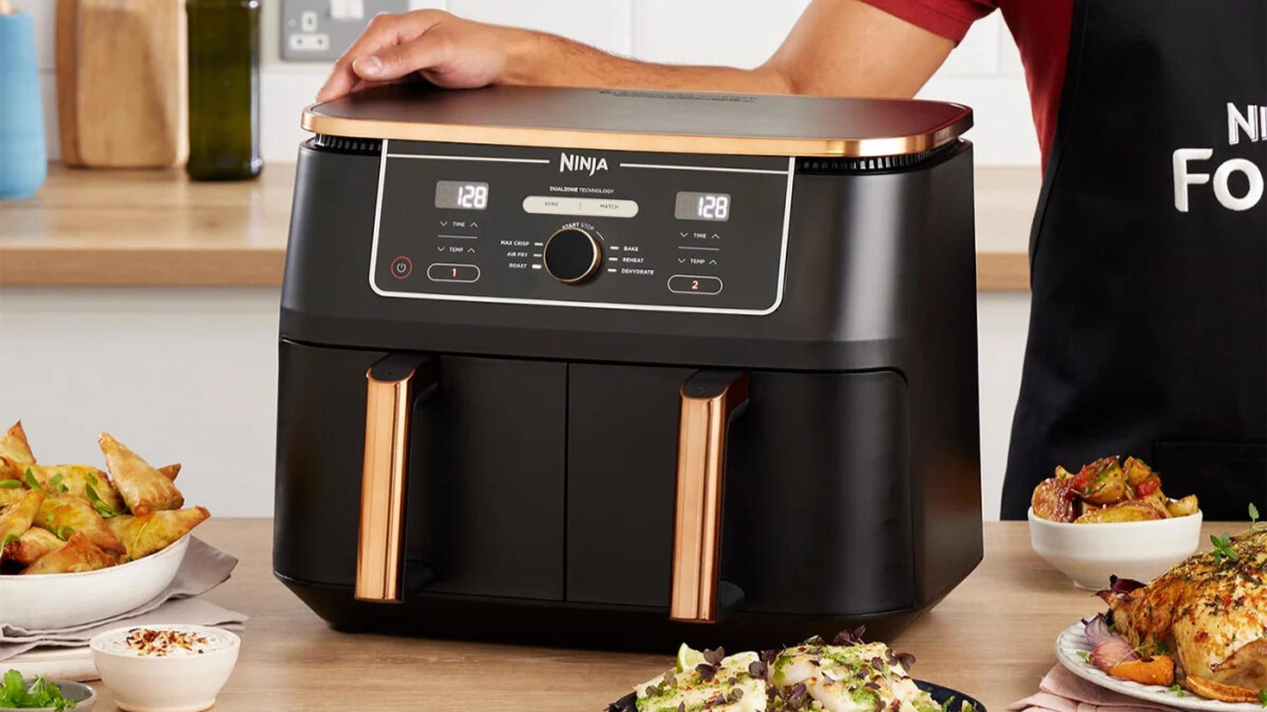 Réduisez les matières grasses tout en intensifiant les saveurs : découvrez la friteuse Ninja qui transforme votre expérience culinaire